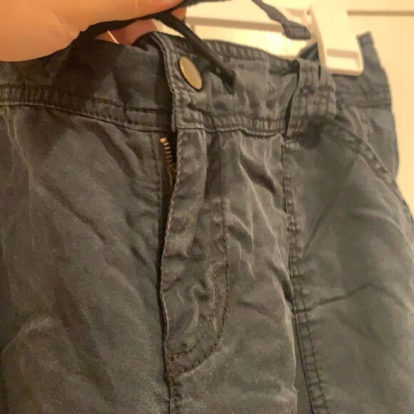 Black pants  - Picture 7 of 8